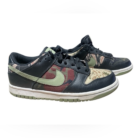 Nike Dunk Low SE "Crazy Camo" - Picture 3 of 4
